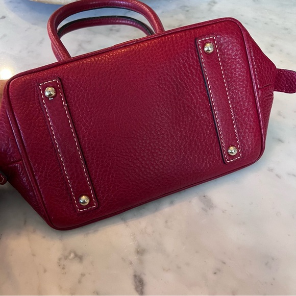 Dooney & Bourke Vintage Baby Domed Satchel red like new - Picture 5 of 9